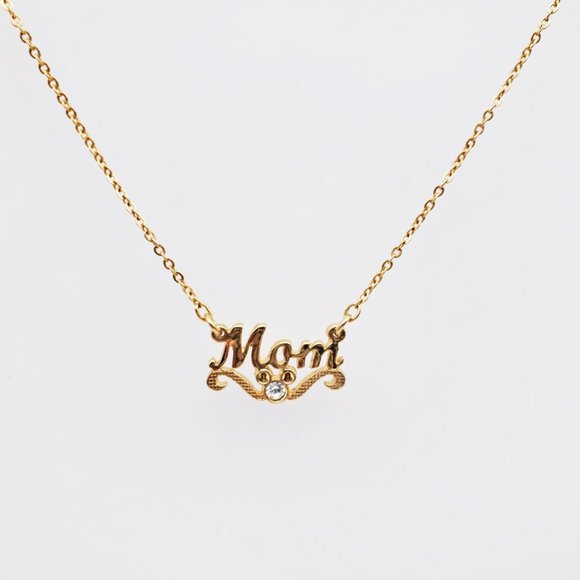 Disney mom deals jewelry
